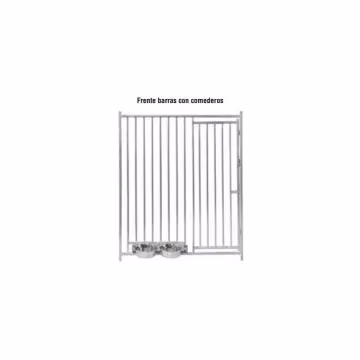 frente con puerta y barrotes