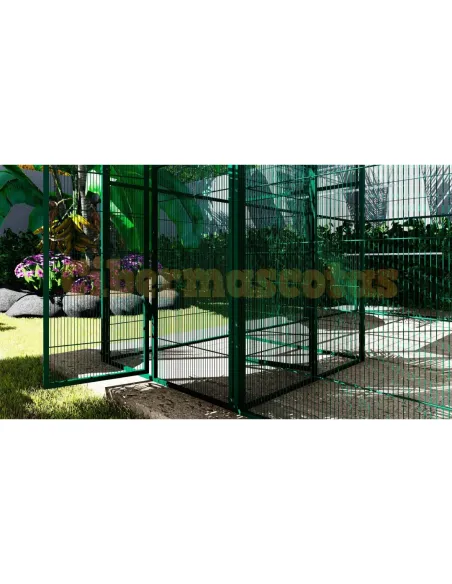 Voladero de jardin 3x2 metros y habitaculo interior