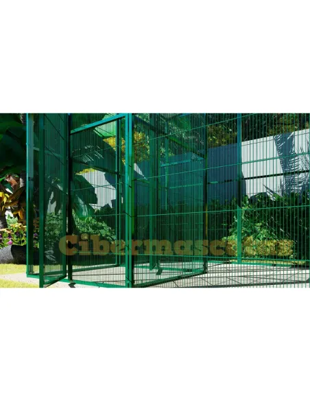 Voladero de jardin 2x2 metros con habitáculo