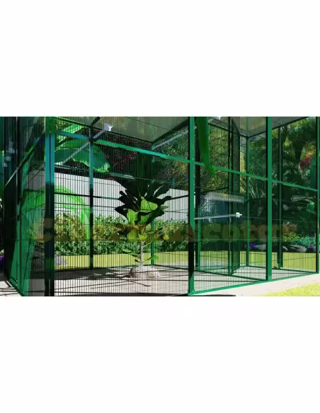 Voladero para jardin 2x2 mts y habitaculo de seguridad