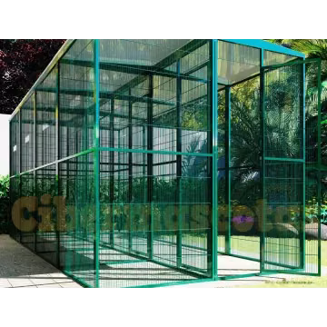 Voladera de jardín de 4x2 Metros y 4 boxes independientes