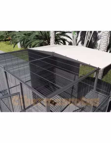 Voladero para loro 2 x 2 metros con techo mixto